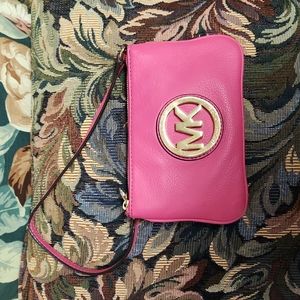SOLD - Michael Kors Wristlet